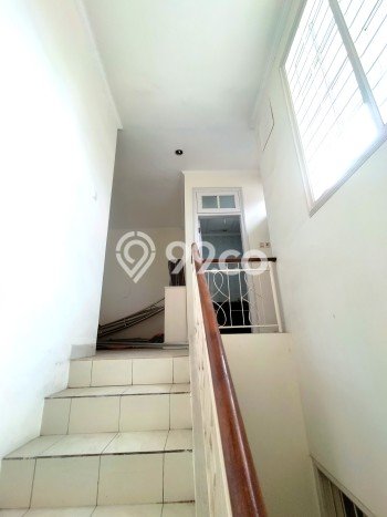 Rumah Lingkungan Asri kawasan Kota Wisata, Bogor, Luas 136m² LB 180m² Rumah Lingkungan Asri kawasan Kota Wisata, Bogor, Luas 136m² LB 180m²