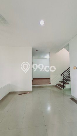 HOT DEAL! Dijual Rumah Premium area Kota Wisata, Bogor, Luas Tanah 200m² LB 180m² HOT DEAL! Dijual Rumah Premium area Kota Wisata, Bogor, Luas Tanah 200m² LB 180m²