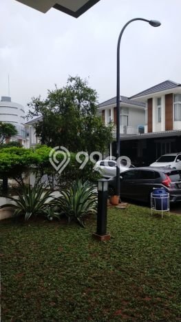 Rumah di Kota Wisata, 3 KT, Konsep Minimalis, LT 136m² LB 140m² Rumah di Kota Wisata, 3 KT, Konsep Minimalis, LT 136m² LB 140m²