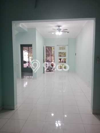 Sewa Rumah Harga Terjangkau di Gading Serpong Tangerang Punya 3 KT Sewa Rumah Harga Terjangkau di Gading Serpong Tangerang Punya 3 KT