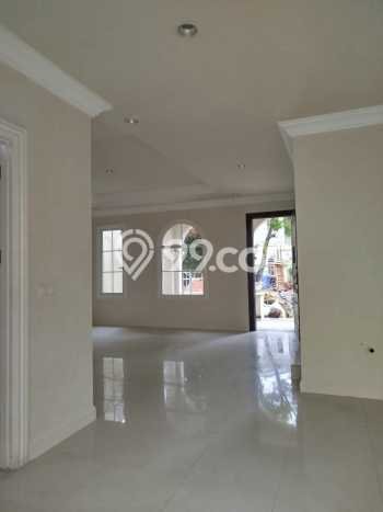 Disewakan! Rumah 4 Kamar Tidur &
3 Kamar Mandi di Alam Sutera, Tangerang Disewakan! Rumah 4 Kamar Tidur &
3 Kamar Mandi di Alam Sutera, Tangerang