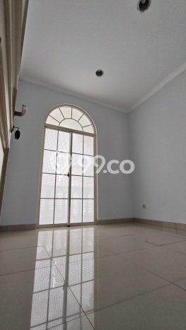 Rumah Luxury Modern Siap Huni di Green Lake City Jakarta Barat Rumah Luxury Modern Siap Huni di Green Lake City Jakarta Barat