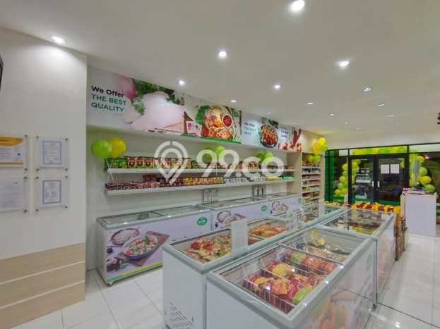 Ruko Dijual di Ciracas LT 128m2, LB 176m2 untuk Investasi Ruko Dijual di Ciracas LT 128m2, LB 176m2 untuk Investasi