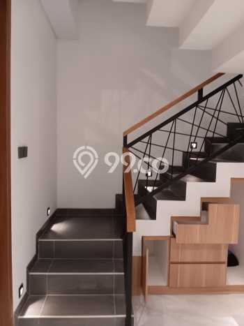 Rumah Modern Minimalis 3 KT Bisa Langsung Pindah di Jagakarsa Rumah Modern Minimalis 3 KT Bisa Langsung Pindah di Jagakarsa
