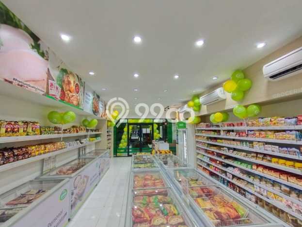 Ruko Dijual di Ciracas LT 128m2, LB 176m2 untuk Investasi Ruko Dijual di Ciracas LT 128m2, LB 176m2 untuk Investasi