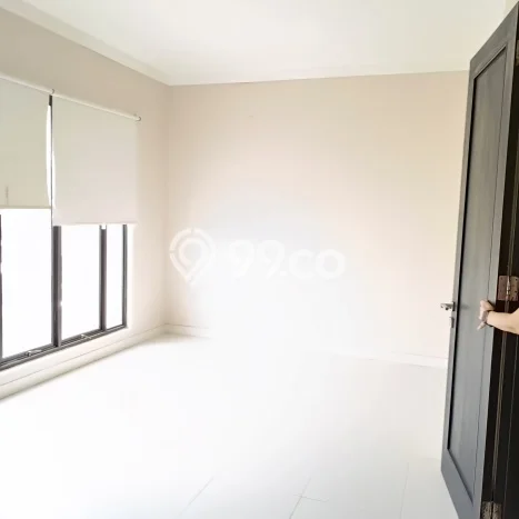 Rumah Sewa Tangerang Selatan LT 186m2 LB 135m2 Area Graha Raya Rumah Sewa Tangerang Selatan LT 186m2 LB 135m2 Area Graha Raya