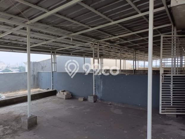 Ruko bagus disewakan di Serpong Utara Tangerang Selatan dengan LB 900m2 harga sewa terbaik Ruko bagus disewakan di Serpong Utara Tangerang Selatan dengan LB 900m2 harga sewa terbaik