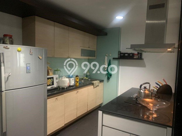 Hunian Strategis 190m2 di Bendungan Hilir Jakarta Pusat 3 KT Hunian Strategis 190m2 di Bendungan Hilir Jakarta Pusat 3 KT
