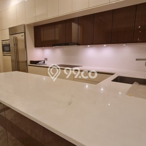 Apartemen Sewa 3 Kamar Hemat Siap Huni di Jakarta Selatan, Luas 351m2 Apartemen Sewa 3 Kamar Hemat Siap Huni di Jakarta Selatan, Luas 351m2