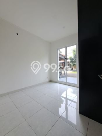 Rumah Luxury Modern Tanpa Renovasi di BSD Foresta Tangerang Rumah Luxury Modern Tanpa Renovasi di BSD Foresta Tangerang