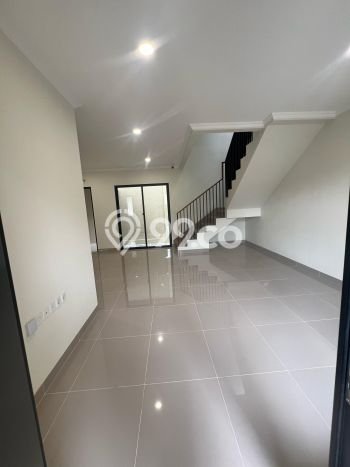 Rumah Mewah LB 150m2 Siap Huni Desain Elegan di Gading Serpong, Tangerang Rumah Mewah LB 150m2 Siap Huni Desain Elegan di Gading Serpong, Tangerang