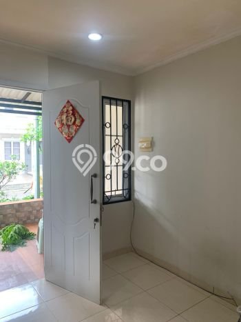 Hunian Nyaman Asri 2 KT Siap Huni di BSD Tangerang Hunian Nyaman Asri 2 KT Siap Huni di BSD Tangerang