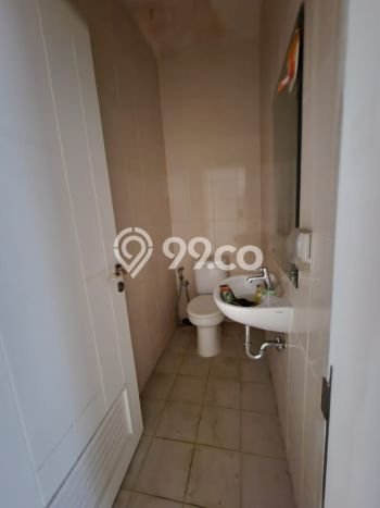 Jual Rumah Eksklusif 2 KT di BSD City, Tangerang Jual Rumah Eksklusif 2 KT di BSD City, Tangerang