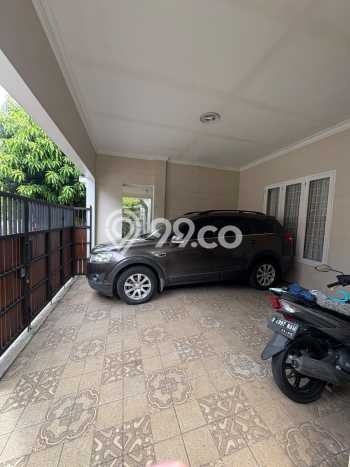 Rumah Modern 4 KT di BSD Nusaloka Tangerang Semi Furnished Rumah Modern 4 KT di BSD Nusaloka Tangerang Semi Furnished