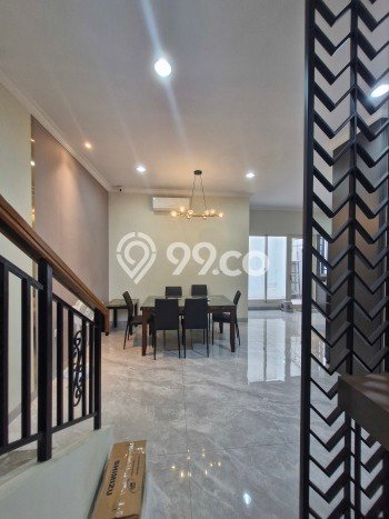 Rumah Elit LB 455m2 Siap Pakai Desain Elegan di Gading Serpong The Spring, Tangerang Rumah Elit LB 455m2 Siap Pakai Desain Elegan di Gading Serpong The Spring, Tangerang