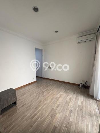 Rumah Eksklusif Siap Huni LT 162m2 di BSD, Tangerang Selatan Rumah Eksklusif Siap Huni LT 162m2 di BSD, Tangerang Selatan