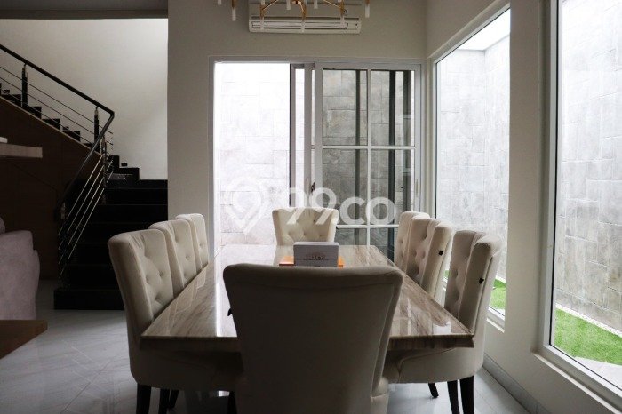 Jual Rumah Mewah Elegan Dengan View Cantik di Gading Serpong Pondok Hijau Golf, Tangerang Jual Rumah Mewah Elegan Dengan View Cantik di Gading Serpong Pondok Hijau Golf, Tangerang
