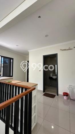 Dijual Rumah Luas Elegan Dengan View Eksklusif di Gading Serpong, Tangerang Dijual Rumah Luas Elegan Dengan View Eksklusif di Gading Serpong, Tangerang