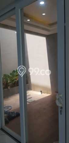 Rumah Elit Modern Tanpa Renovasi di BSD The Icon Tangerang Rumah Elit Modern Tanpa Renovasi di BSD The Icon Tangerang