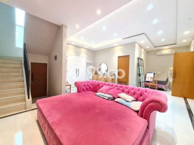 Rumah Luxury Modern Tanpa Renovasi di Gading Serpong Tangerang Rumah Luxury Modern Tanpa Renovasi di Gading Serpong Tangerang