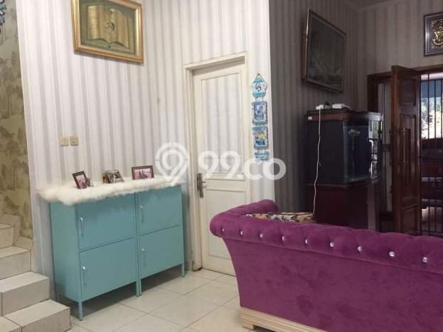 Rumah Modern Cantik 4 Kamar Siap Huni di Serpong Utara Rumah Modern Cantik 4 Kamar Siap Huni di Serpong Utara