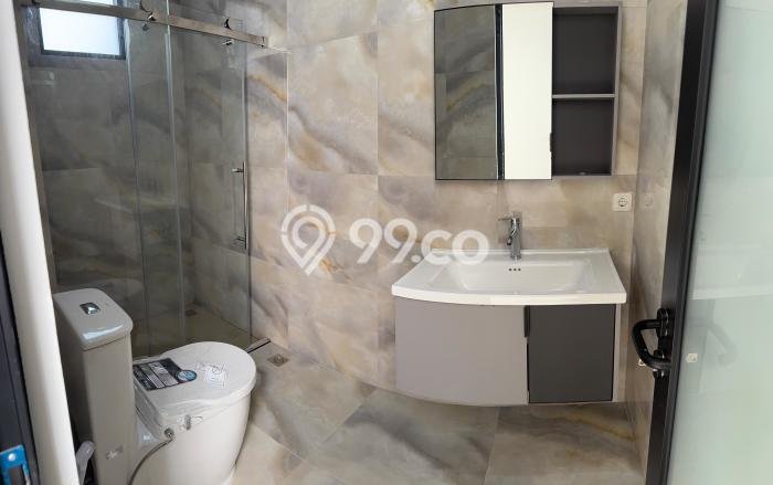 Ready to Use! Premium House LT 234m2 Desain Elegan di BSD Foresta Ready to Use! Premium House LT 234m2 Desain Elegan di BSD Foresta