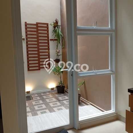 Rumah Modern 3 KT di BSD Green Wich Tangerang Semi Furnished Rumah Modern 3 KT di BSD Green Wich Tangerang Semi Furnished