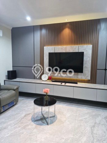 Rumah Elit LB 455m2 Siap Pakai Desain Elegan di Gading Serpong The Spring, Tangerang Rumah Elit LB 455m2 Siap Pakai Desain Elegan di Gading Serpong The Spring, Tangerang