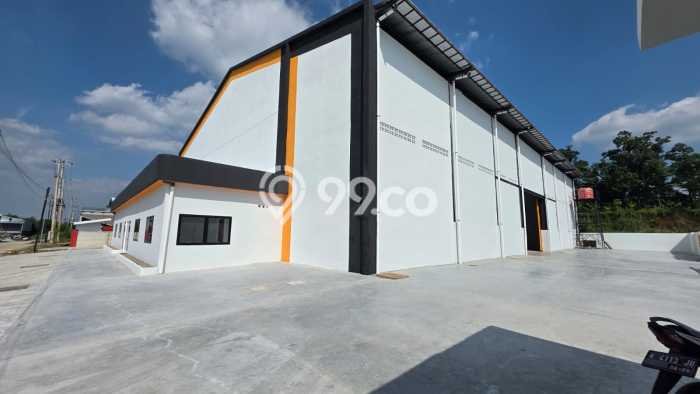 Gudang disewakan lokasi strategis Ngaliyan Semarang 1350m2 Gudang disewakan lokasi strategis Ngaliyan Semarang 1350m2
