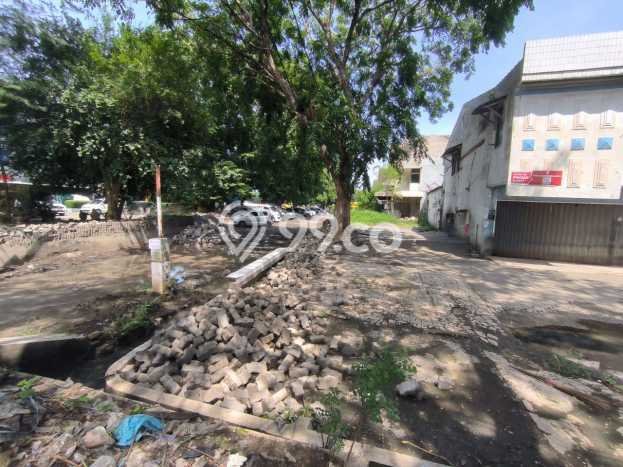 Ruko Dijual di Prime Area Semarang Luas 350m2 Ruko Dijual di Prime Area Semarang Luas 350m2