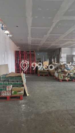 Gudang Kawasan Ngaliyan, Luas 1728m2m², Lokasi Komersial, Disewakan Gudang Kawasan Ngaliyan, Luas 1728m2m², Lokasi Komersial, Disewakan