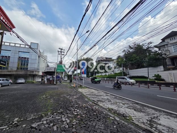 Unit Ruko Dijual di Semarang LT 87m2 & LB 261m2 Unit Ruko Dijual di Semarang LT 87m2 & LB 261m2