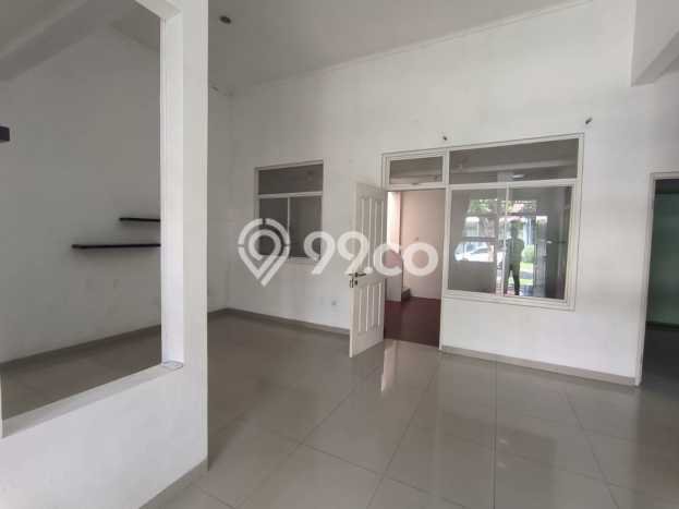 Rumah Nyaman di Semarang Barat, 2 KT, Area Strategis, LT 135m² Bangunan 90m² Rumah Nyaman di Semarang Barat, 2 KT, Area Strategis, LT 135m² Bangunan 90m²