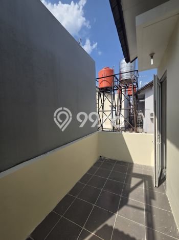 For Sale Rumah 3 Kamar Lokasi Ideal Bagus dan Strategis di Pedurungan For Sale Rumah 3 Kamar Lokasi Ideal Bagus dan Strategis di Pedurungan