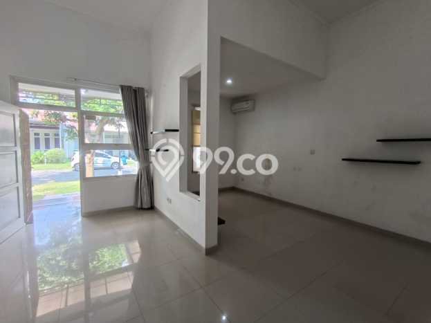Rumah Nyaman di Semarang Barat, 2 KT, Area Strategis, LT 135m² Bangunan 90m² Rumah Nyaman di Semarang Barat, 2 KT, Area Strategis, LT 135m² Bangunan 90m²