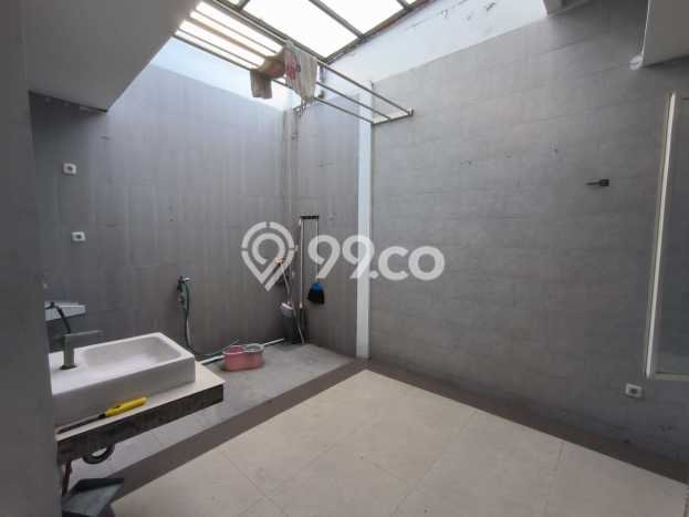 Jual Rumah Eksklusif 4 KT di BSB City, Semarang Jual Rumah Eksklusif 4 KT di BSB City, Semarang