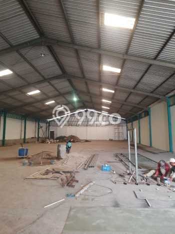 Unit Gudang Paling Strategis di Genuk Semarang dengan LB 1000m2 Unit Gudang Paling Strategis di Genuk Semarang dengan LB 1000m2
