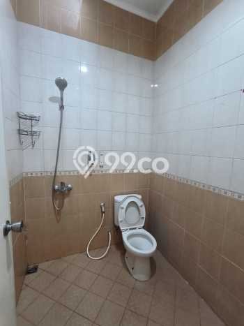 Rumah Nyaman di Semarang Barat, 2 KT, Area Strategis, LT 135m² Bangunan 90m² Rumah Nyaman di Semarang Barat, 2 KT, Area Strategis, LT 135m² Bangunan 90m²