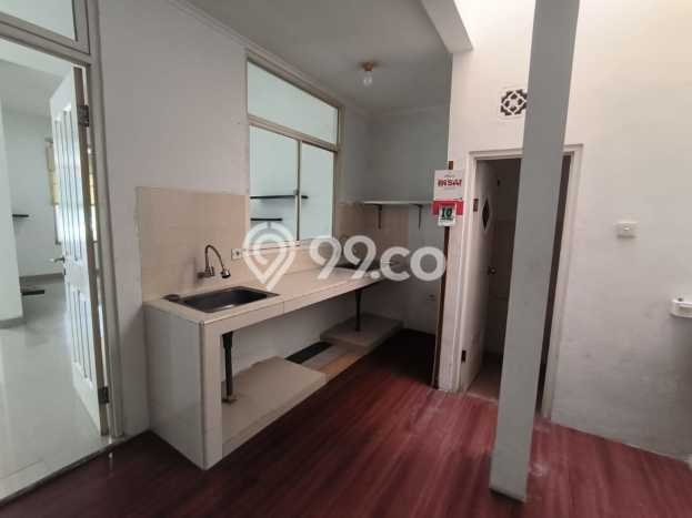 Rumah Nyaman di Semarang Barat, 2 KT, Area Strategis, LT 135m² Bangunan 90m² Rumah Nyaman di Semarang Barat, 2 KT, Area Strategis, LT 135m² Bangunan 90m²