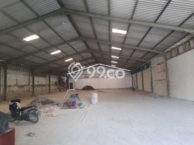 Unit Gudang Paling Strategis di Genuk Semarang dengan LB 1000m2 Unit Gudang Paling Strategis di Genuk Semarang dengan LB 1000m2