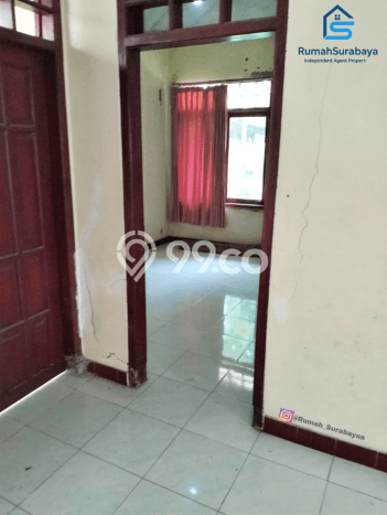 LOKASI PREMIUM! Rumah Strategis area Sidoarjo, LT 252m2m² Bangunan 300m2m² LOKASI PREMIUM! Rumah Strategis area Sidoarjo, LT 252m2m² Bangunan 300m2m²