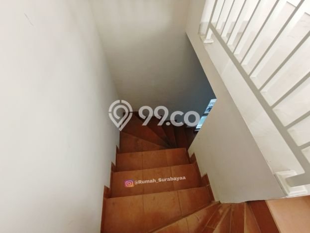 Dijual Cepat Rumah Favorit Siap Huni LB 82m2 di Rungkut, Surabaya Dijual Cepat Rumah Favorit Siap Huni LB 82m2 di Rungkut, Surabaya
