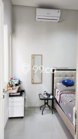 KESEMPATAN EMAS! Rumah di Rungkut, Surabaya, LT 50m2m² Bangunan 80m2m² KESEMPATAN EMAS! Rumah di Rungkut, Surabaya, LT 50m2m² Bangunan 80m2m²