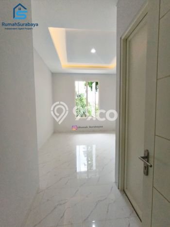 Rumah Modern area Gayungan, Surabaya, Luas 126m2m² LB 192m2m² Rumah Modern area Gayungan, Surabaya, Luas 126m2m² LB 192m2m²