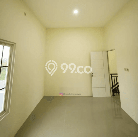 Rumah Minimalis 3 Kamar Terawat di Kompleks Perumahan Rungkut, Surabaya Rumah Minimalis 3 Kamar Terawat di Kompleks Perumahan Rungkut, Surabaya