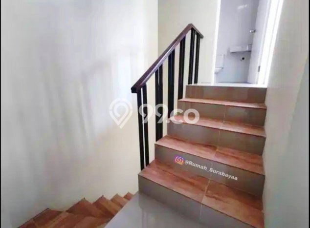 Kesempatan Memiliki Rumah 3 KT 2 KM di Area Premium, Surabaya Kesempatan Memiliki Rumah 3 KT 2 KM di Area Premium, Surabaya