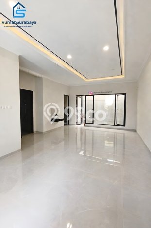 Rumah Elit LB 210m2 Siap Huni Desain Elegan di Sutorejo, Surabaya Rumah Elit LB 210m2 Siap Huni Desain Elegan di Sutorejo, Surabaya