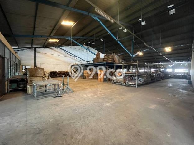 LOKASI STRATEGIS! Gudang di Sidoarjo, Luas 4000m2m², Pengunjung Tinggi LOKASI STRATEGIS! Gudang di Sidoarjo, Luas 4000m2m², Pengunjung Tinggi