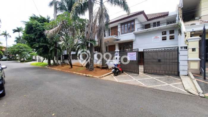Rumah 5 KT di Pondok Indah, Dekat Pondok Indah, Jakarta Selatan, Jakarta Selatan Rumah 5 KT di Pondok Indah, Dekat Pondok Indah, Jakarta Selatan, Jakarta Selatan