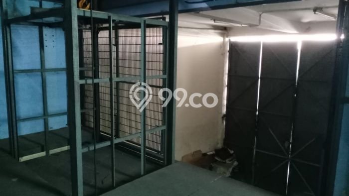 Gudang Dijual di Jakarta Utara LT 162m2 & LB 486m2 Lokasi Terbaik! Gudang Dijual di Jakarta Utara LT 162m2 & LB 486m2 Lokasi Terbaik!